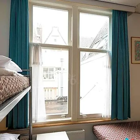 Euphemia Budget Old Canal Zone Hostel
