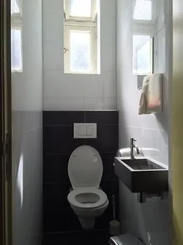 Euphemia Budget Old Canal Zone Hostel Amsterdam