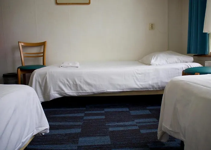 Euphemia Budget Old Canal Zone Hostal *