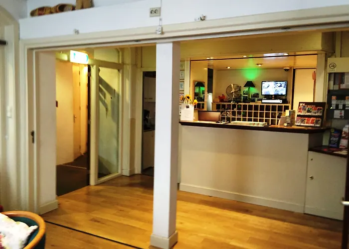 Euphemia Budget Old Canal Zone * Ámsterdam